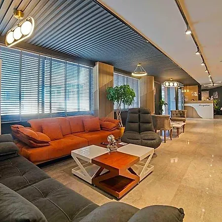Hotell Citimoonlight 4*